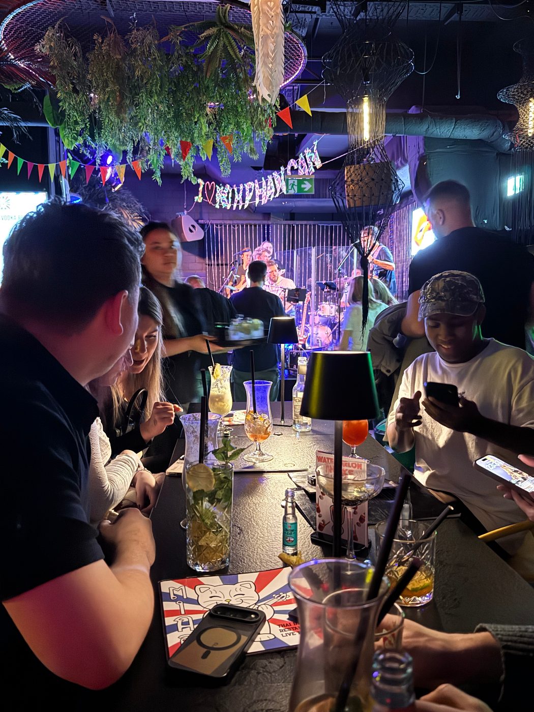 Bar-Tour